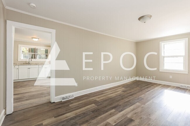 Building Photo - 1308 Madison St