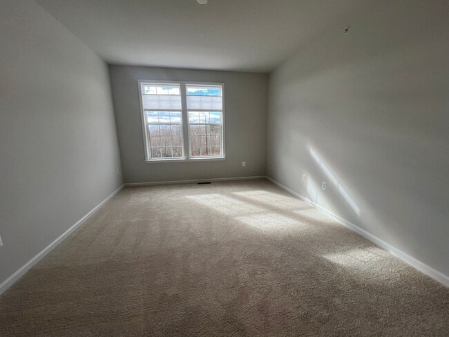 Building Photo - 13292 Coalfield Station Ln