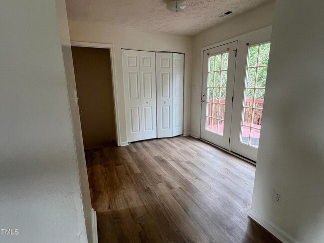 Building Photo - 5412 Suda Dr