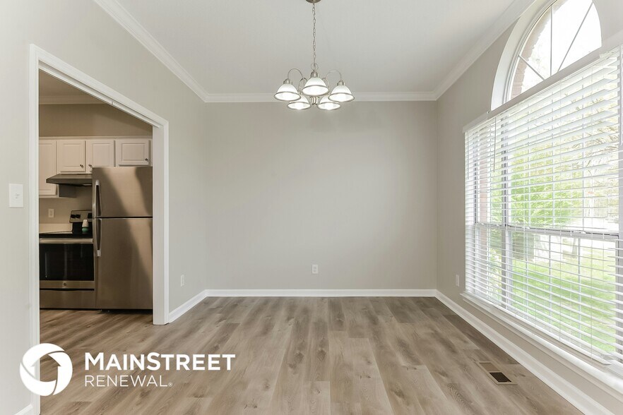 Building Photo - 6005 Russet Meadows Dr