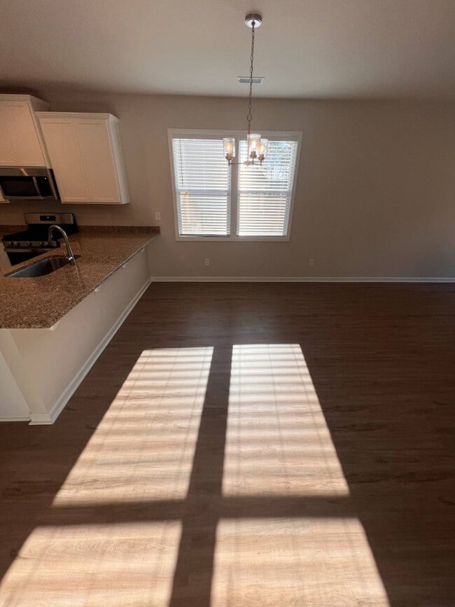 Building Photo - 6357 Whirlaway Rd