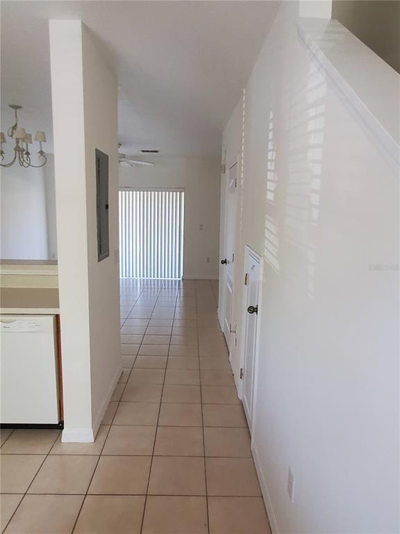 Building Photo - 219 Weymouth Dr