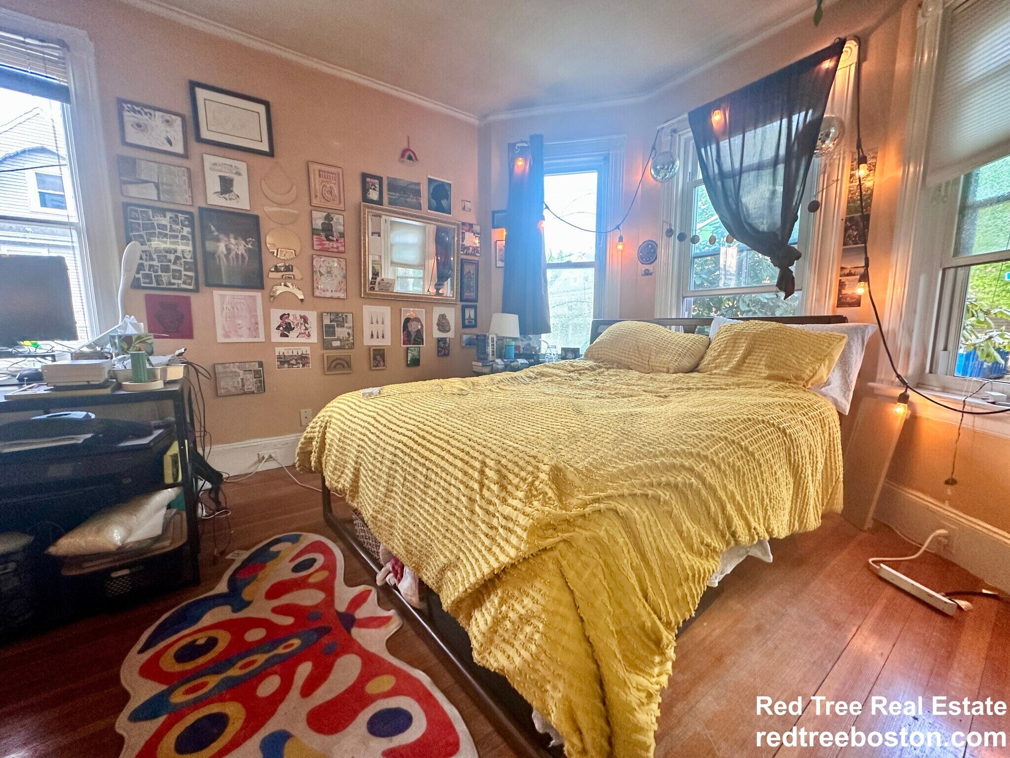 Building Photo - 52 Dustin St