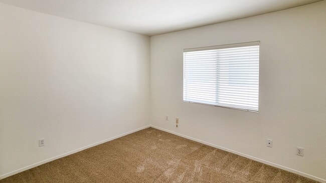Building Photo - 12138 Wooded Vista Ln