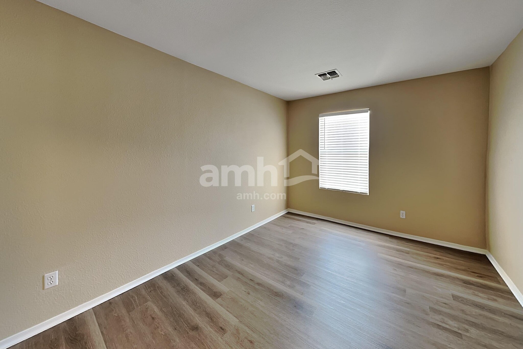 Building Photo - 360 E Atlas Cedar Pl