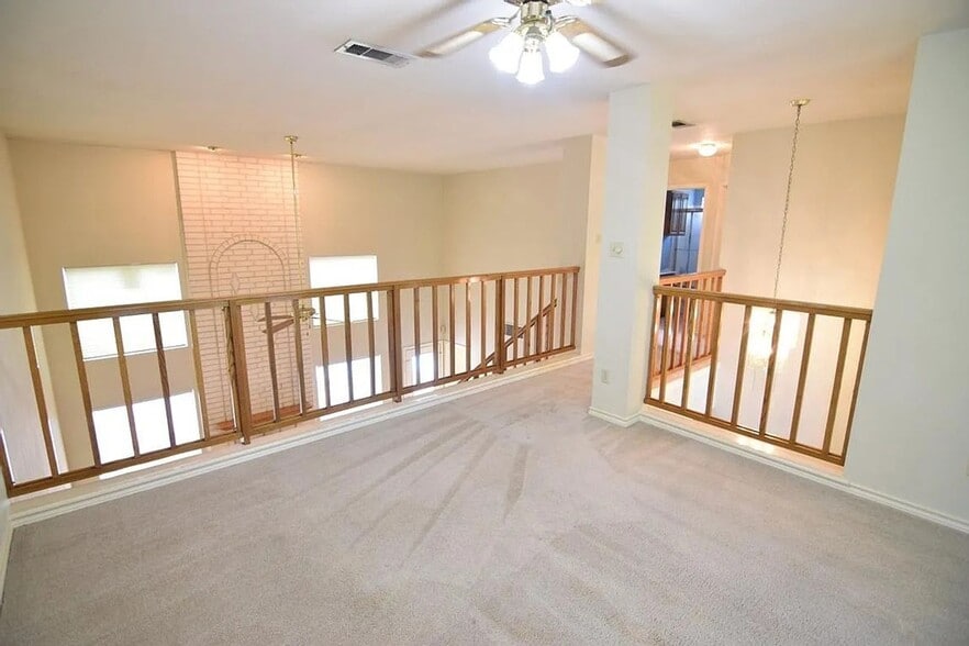 Building Photo - 4721 Stagecoach Trail