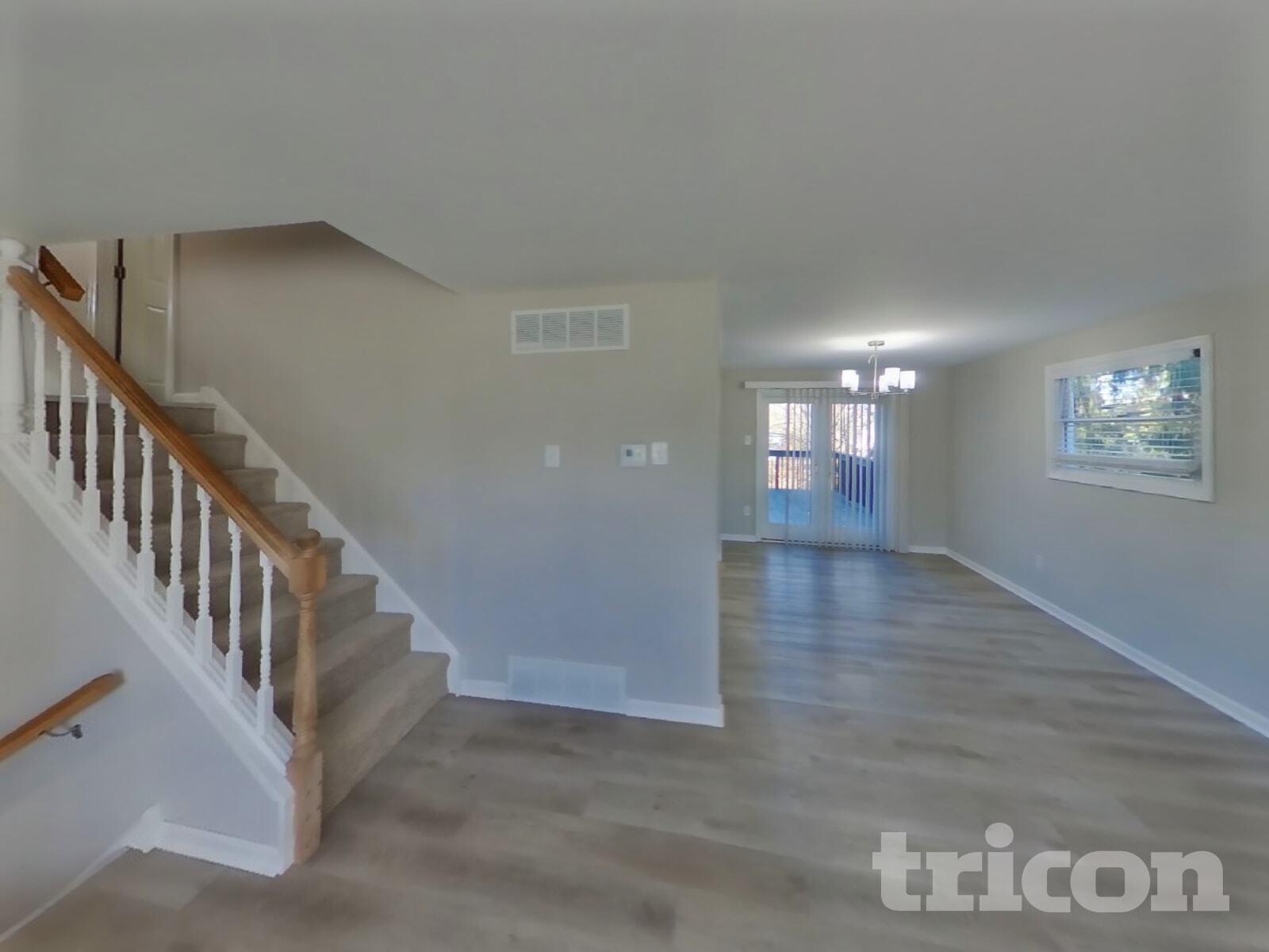 Building Photo - 33 Sioux Rd