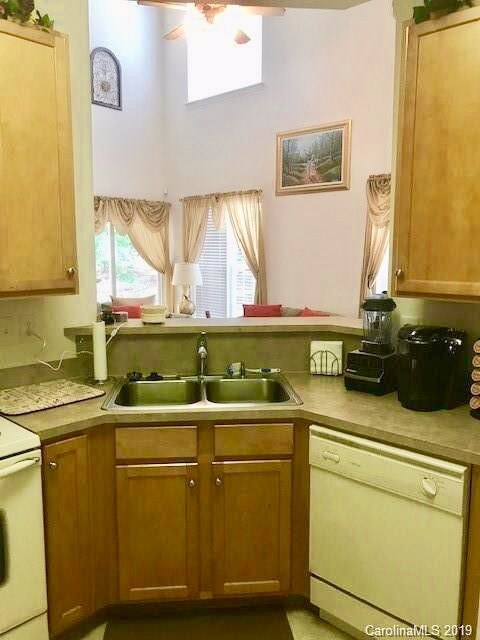 Building Photo - 6515 Avonlea Ct