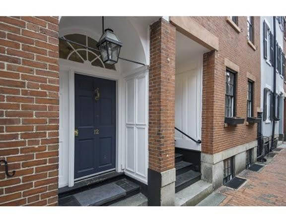 Front door of building - 12 Melrose St