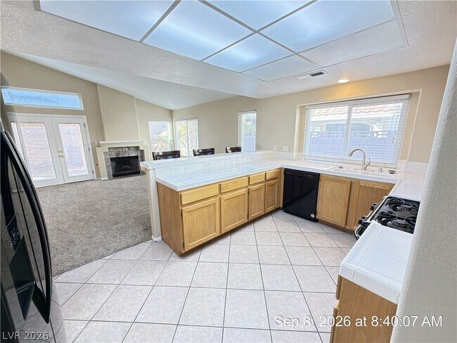 Building Photo - 194 Kachina Dr