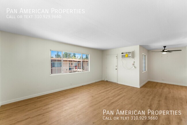 Building Photo - 4484 La Deney St