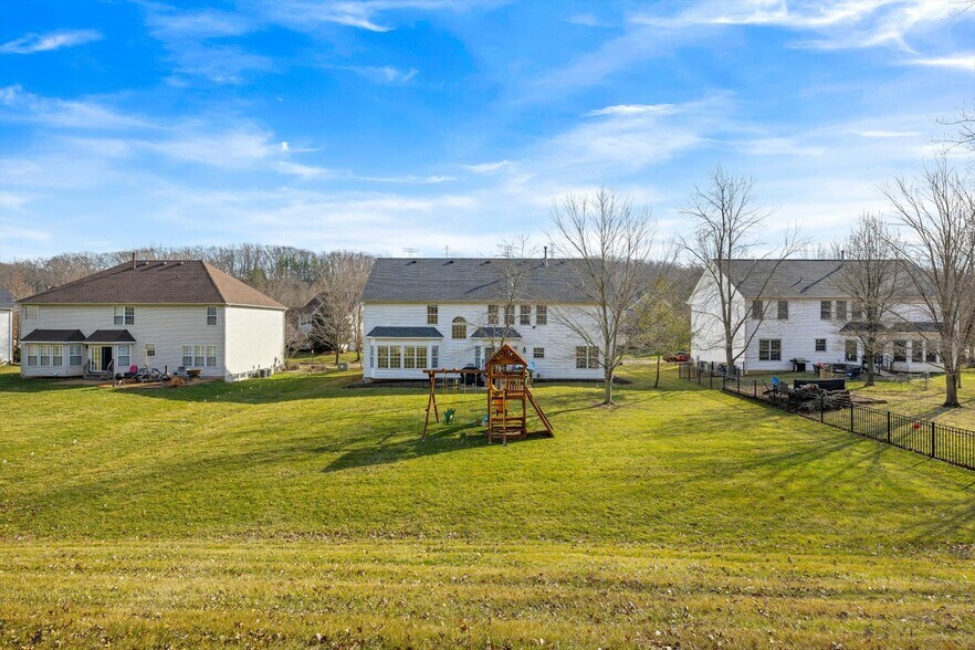 Building Photo - 2125 Wildwood Meadows Ct