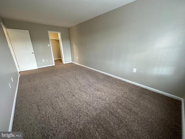 Building Photo - 25141 Tralee Ct