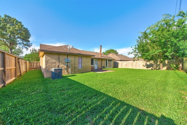 Building Photo - 22131 Eagle Meadow Dr