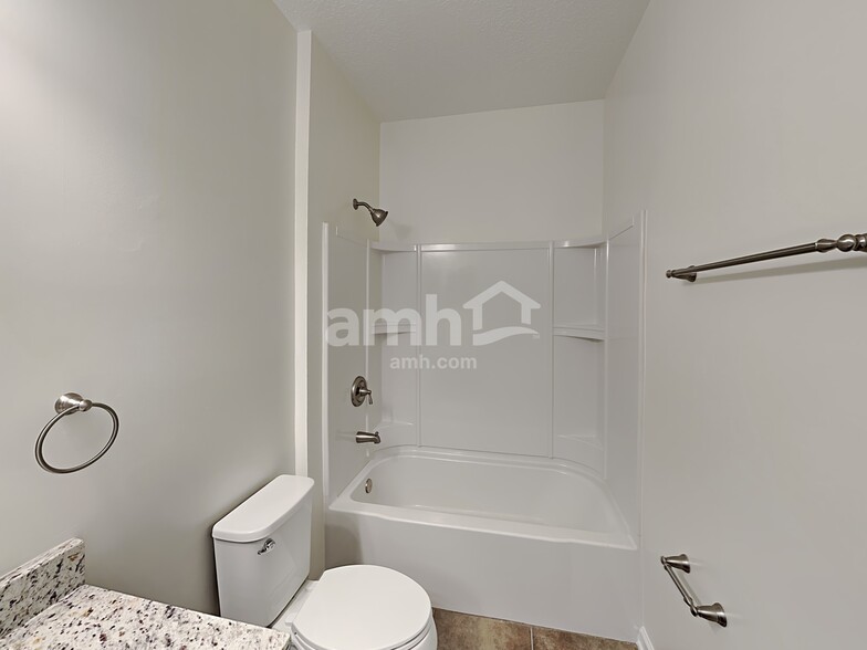 Building Photo - 2433 Adams Lake Boulevard