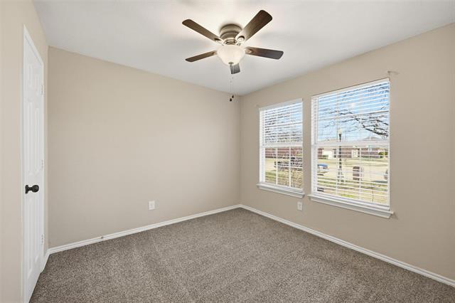 Building Photo - 2701 Cattleman Dr