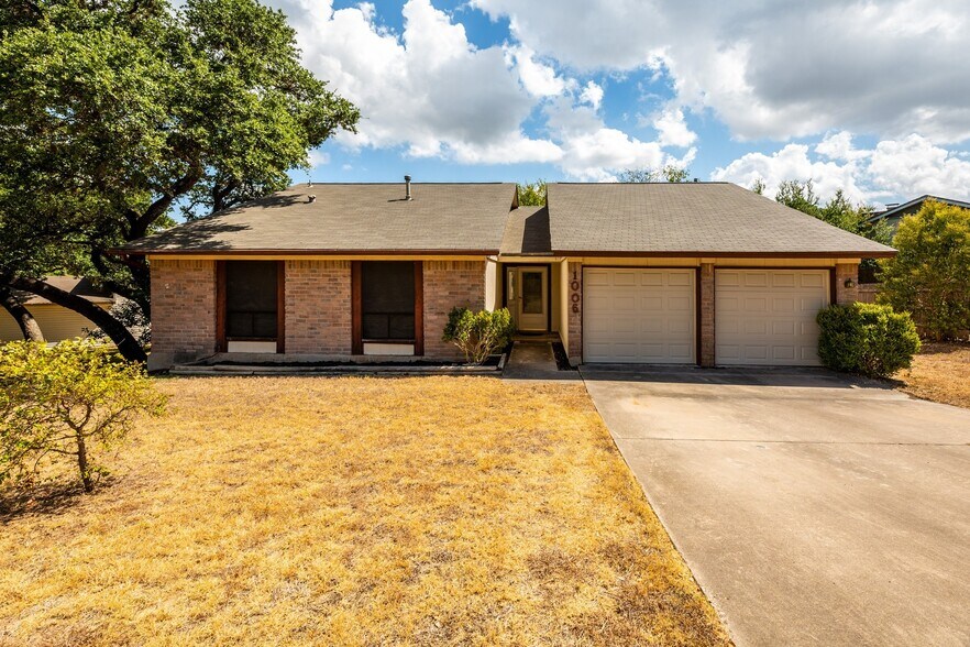 Building Photo - 1006 Silbury Dr