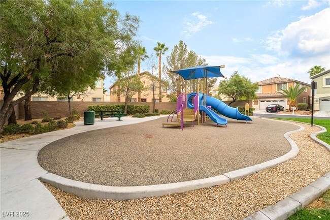 Building Photo - 62 Myrtle Springs Ct