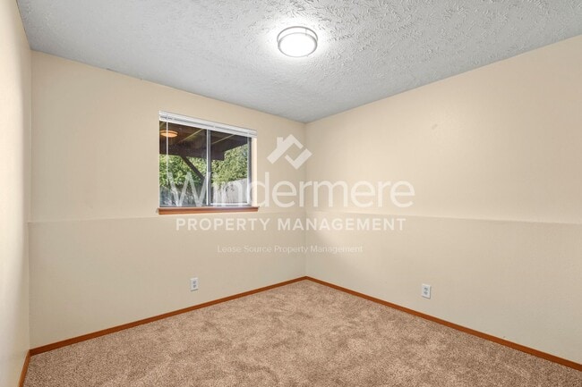 Building Photo - 506 S Skipworth Ct