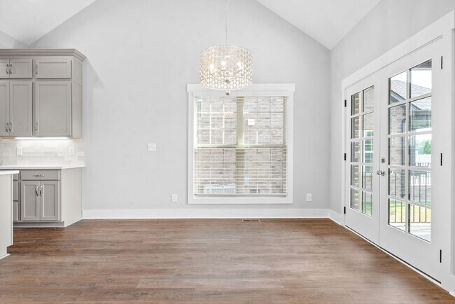Building Photo - 1065 Veridian Dr