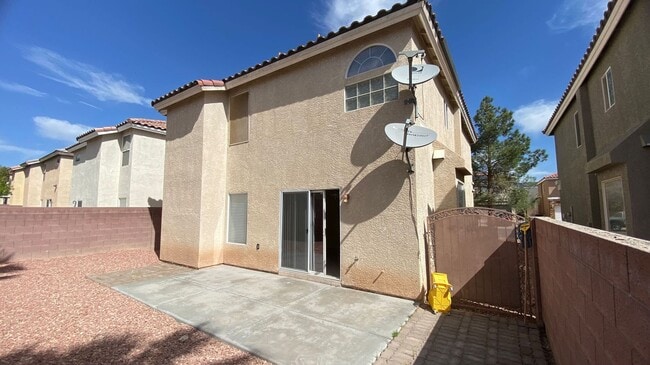 Building Photo - 5579 Vision Quest Ct