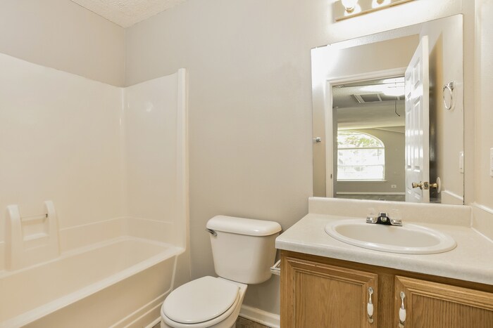 Building Photo - 496 Cedar Park Cir