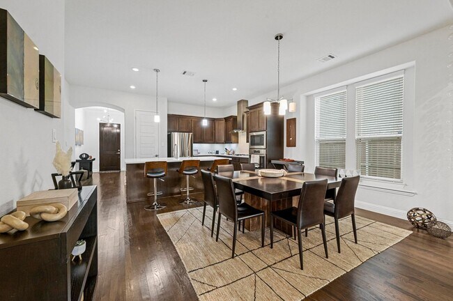 Building Photo - Colleyville ISD in Glade Parks Community!