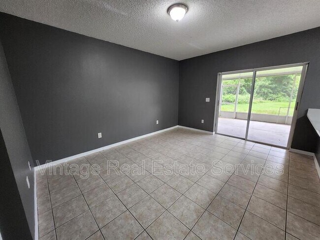 Building Photo - 30151 Barnaby Ln