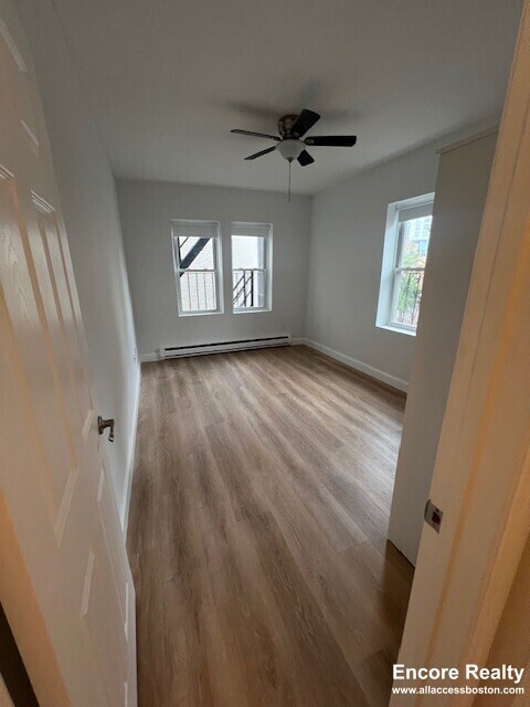 Building Photo - 111 Norway St