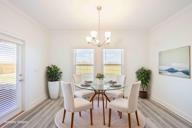 Building Photo - 12591 Shoshoney Cir