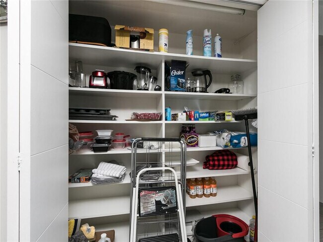 Building Photo - 3900 Galt Ocean Dr