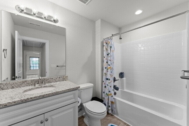 Building Photo - 824 Somb Moore Ways