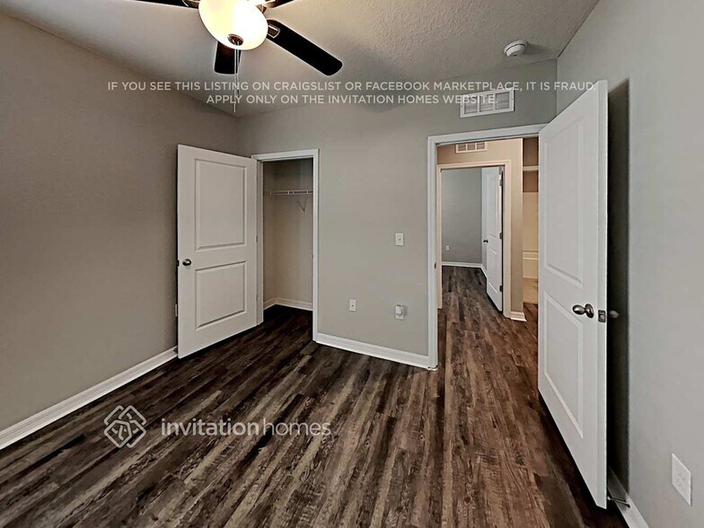 Building Photo - 17019 Wave Tressle Pl