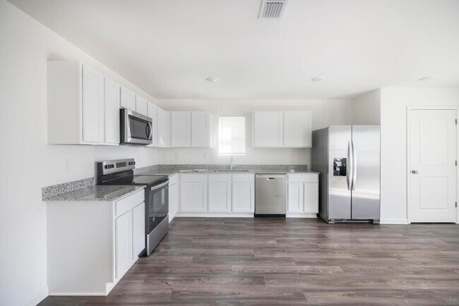 Building Photo - 134 Price Ml Trl