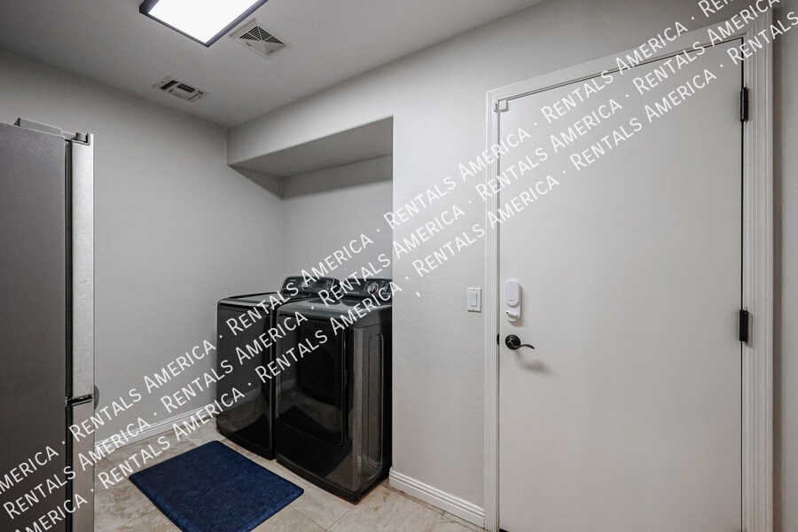 Building Photo - 1708 E Kaibab Dr