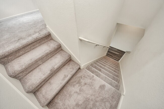 Building Photo - 5819 Bright Keel Dr