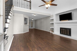 Building Photo - 16042 Glenbrook Knoll Ln