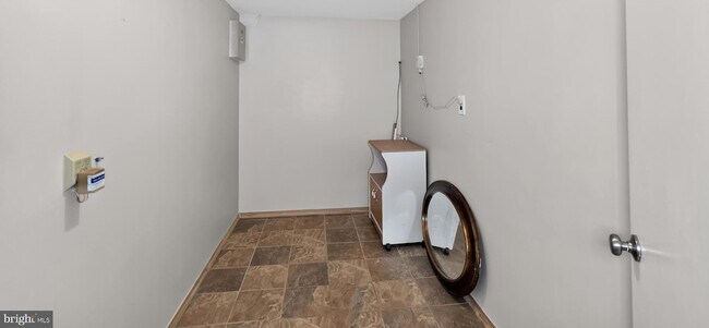 Building Photo - 9814 Rainleaf Ct