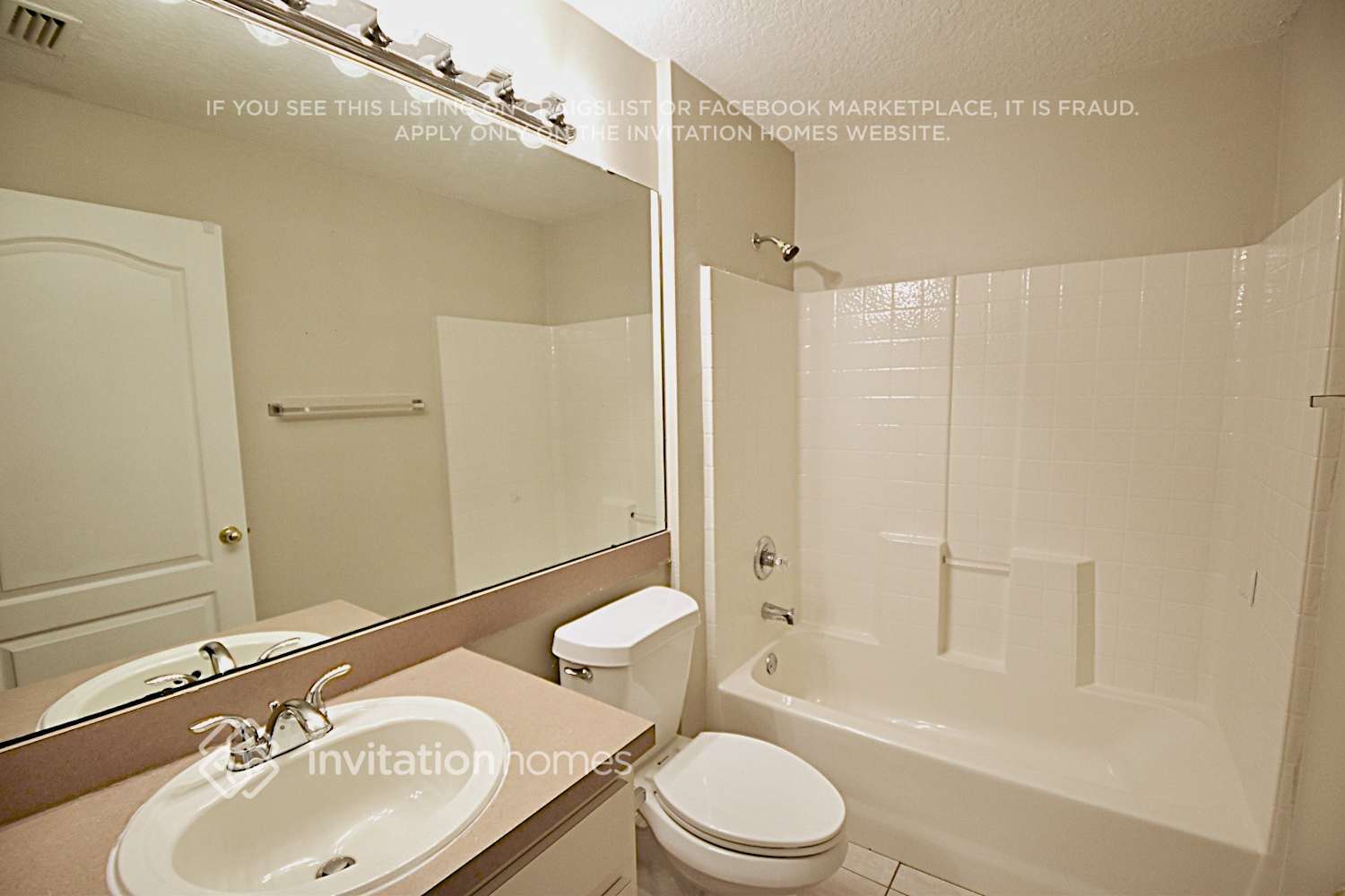 Building Photo - 8322 Arabian Dunes Pl