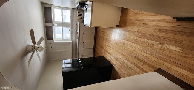 Building Photo - 1 br, 1 bath Triplex - 1001 N 2nd Ave Apt 2