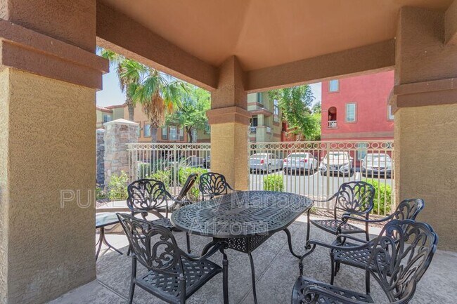 Building Photo - 1920 E Bell Rd