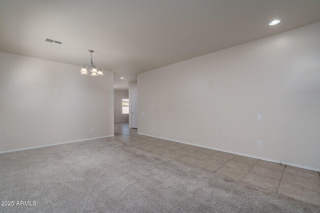 Building Photo - 10822 W Saddlehorn Rd