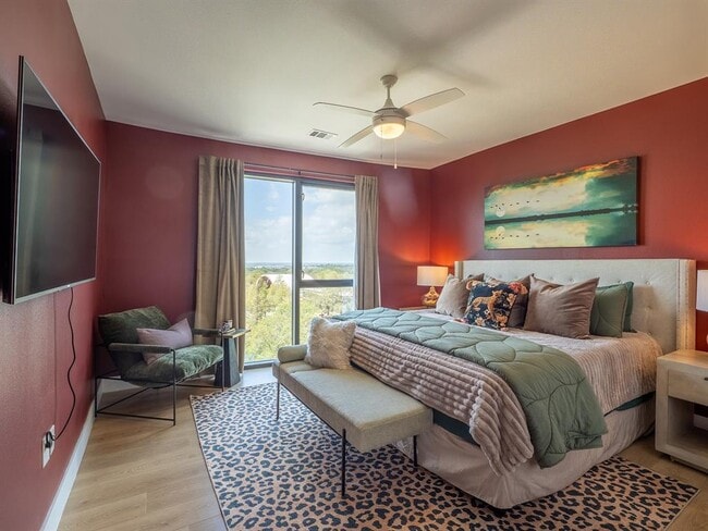 Building Photo - 1701 Simond Ave Ave