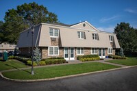 Building Photo - 610 Imperial Way