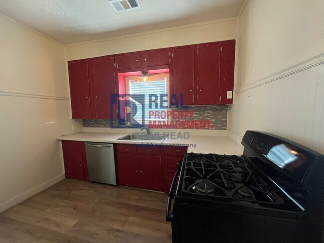 Building Photo - Charming 2-Bedroom Home for Rent in Tolar, TX!