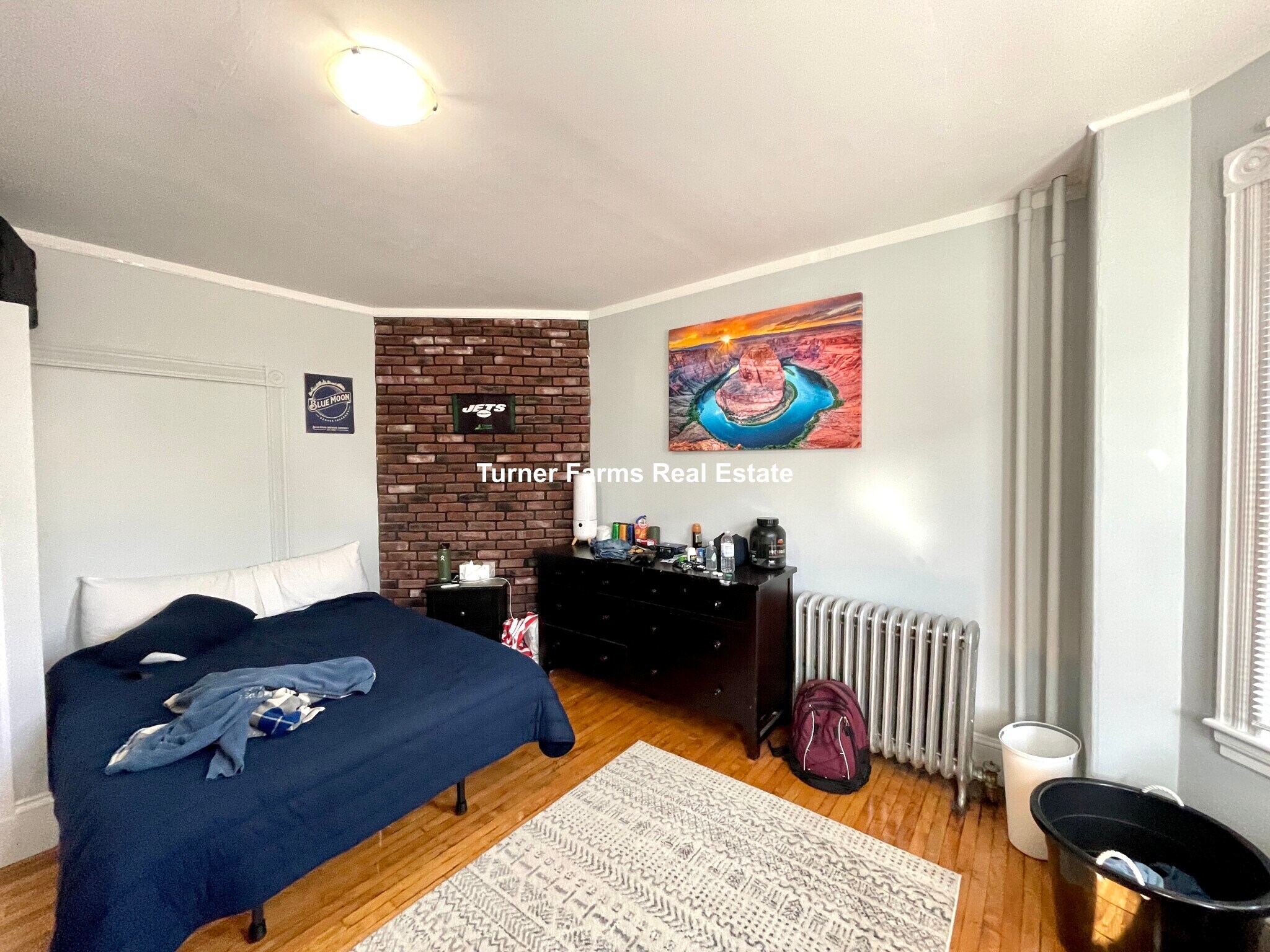 Building Photo - 38 Cherry St