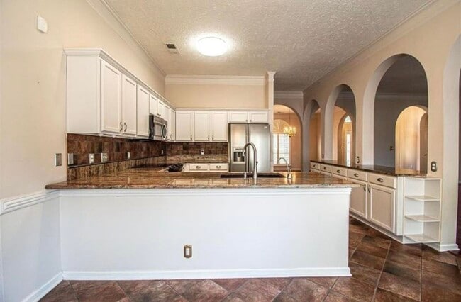 Building Photo - 126 Cottonwood Dr