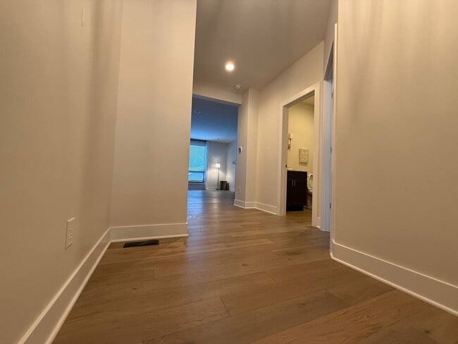 Building Photo - Beautiful 4BR/3.5BA Home in Granger – Spacious & Updated!