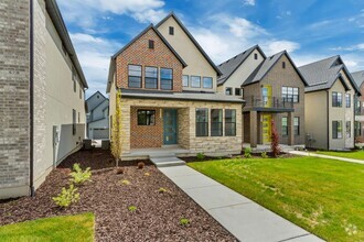 Building Photo - 4 Bedroom 3 Bathroom Home in Eagle Mountain!