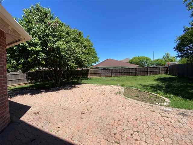 Building Photo - 313 Willow Oak Dr
